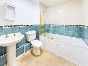 BATHROOM- click for photo gallery